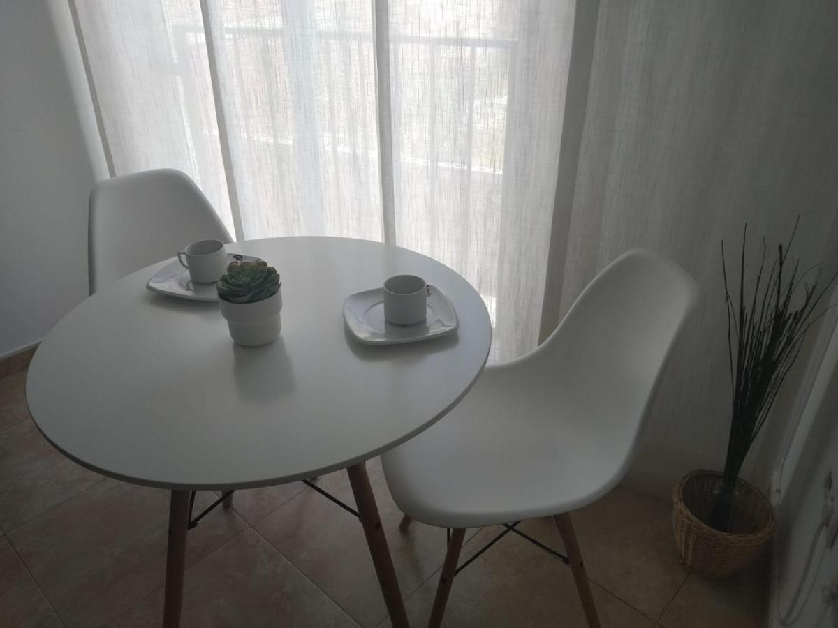 Love Rent4 Malaga Spiteri Εξωτερικό φωτογραφία